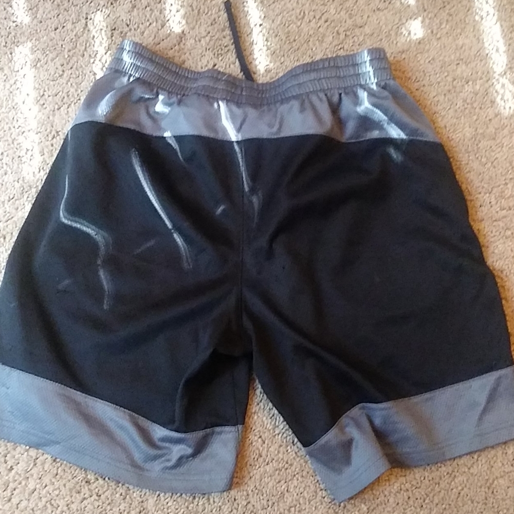 Shorts - Picture 2 of 2